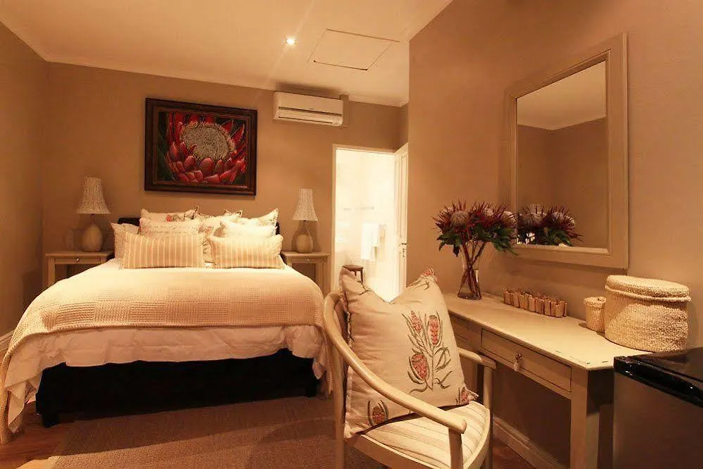 Sunset Beach Lodge & Spa Bloubergstrand 4*,  South Africa