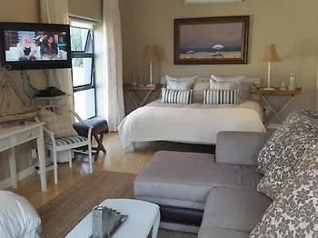 Sunset Beach Lodge & Spa Bloubergstrand
